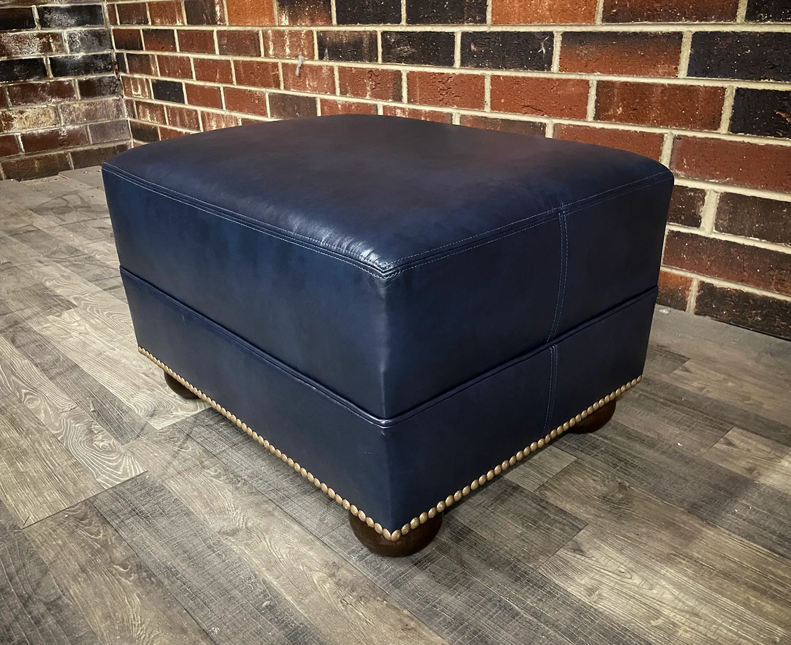 American Classics Leather - 365 Deacon - Ottoman