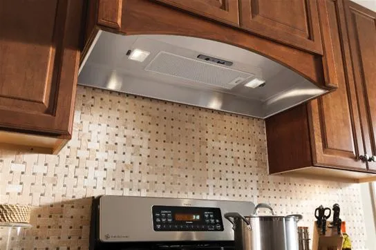 Best Range Hoods P195ES70SB 27-9/16" Stainless Steel Range Hood With Internal Blower 370 Max Cfm
