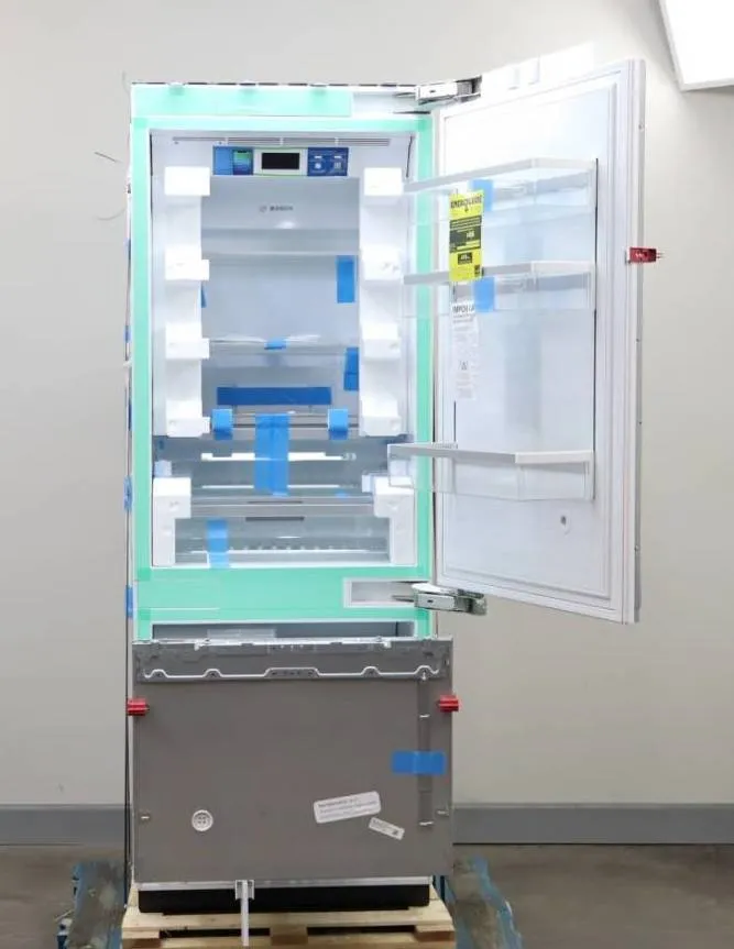 Bosch 30" Benchmark Series Built-In Bottom Mount Smart Refrigerator B30IB905SP