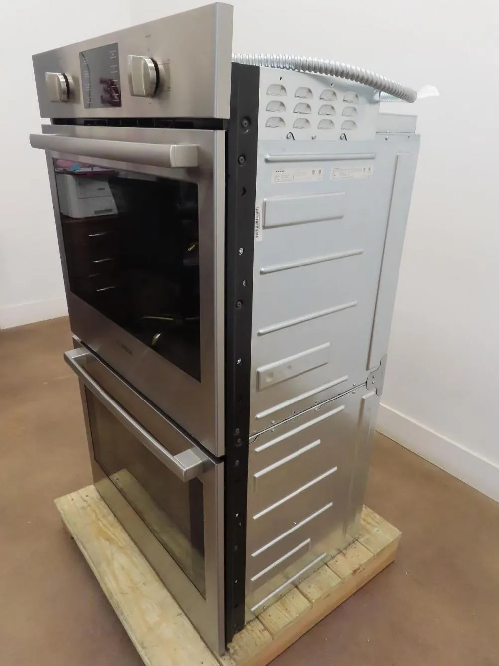 Bosch 500 Series 30" 4.6 cu ft Double Electric Wall Oven HBL5551UC Full Warranty