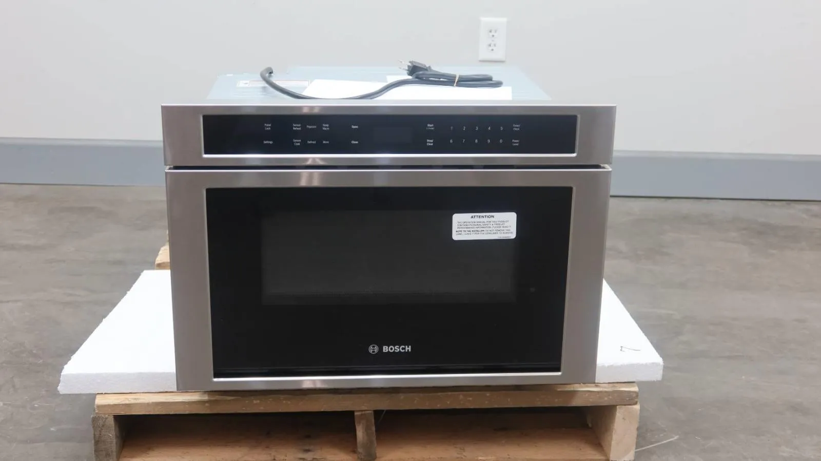 Bosch 800 Serie 24" SS Touch Control 950W Built-in Microwave Drawer * HMD8451UC