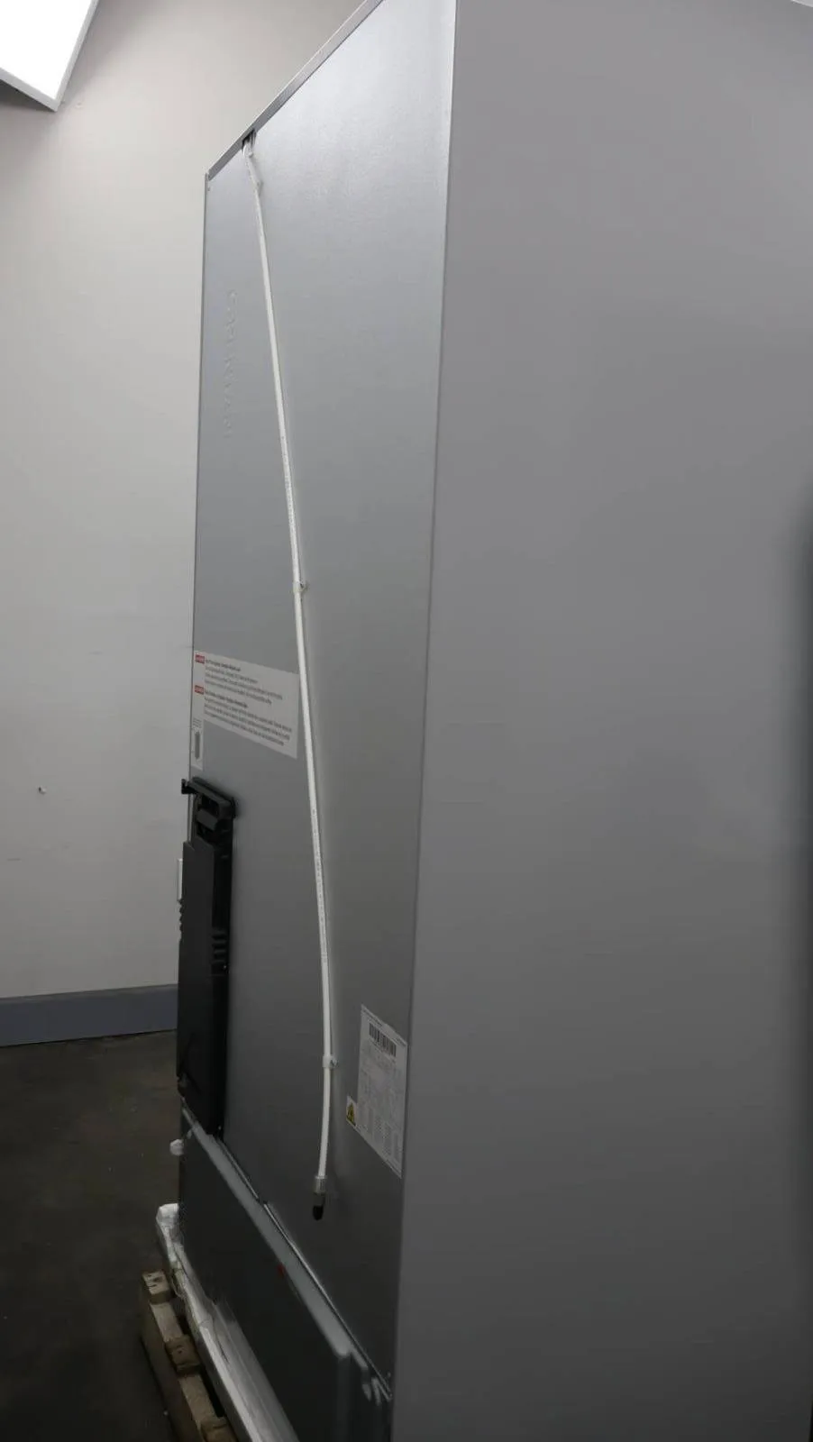 Bosch 800 Series 36" 21 cu.Ft Home Connect French Door Refrigerator B36CL80ENS