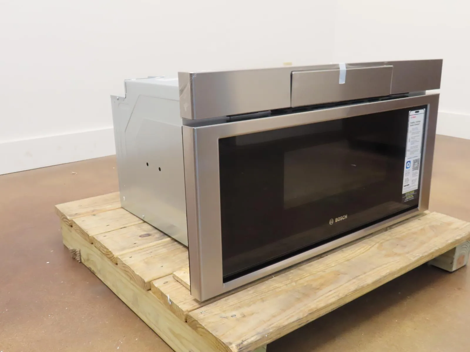 Bosch 800 Series HMD8054UC 30" Tilt Display 1.2 Cu.Ft. Smart Microwave Drawer