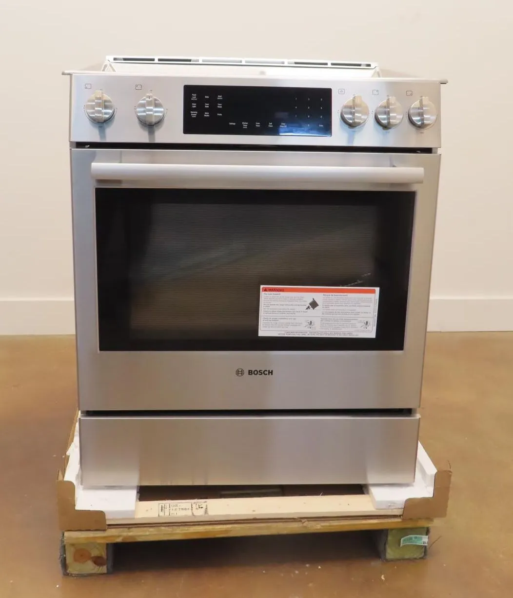 Bosch Benchmark Series HGIP056UC Stainless Steel 30" Slide-In Gas Range