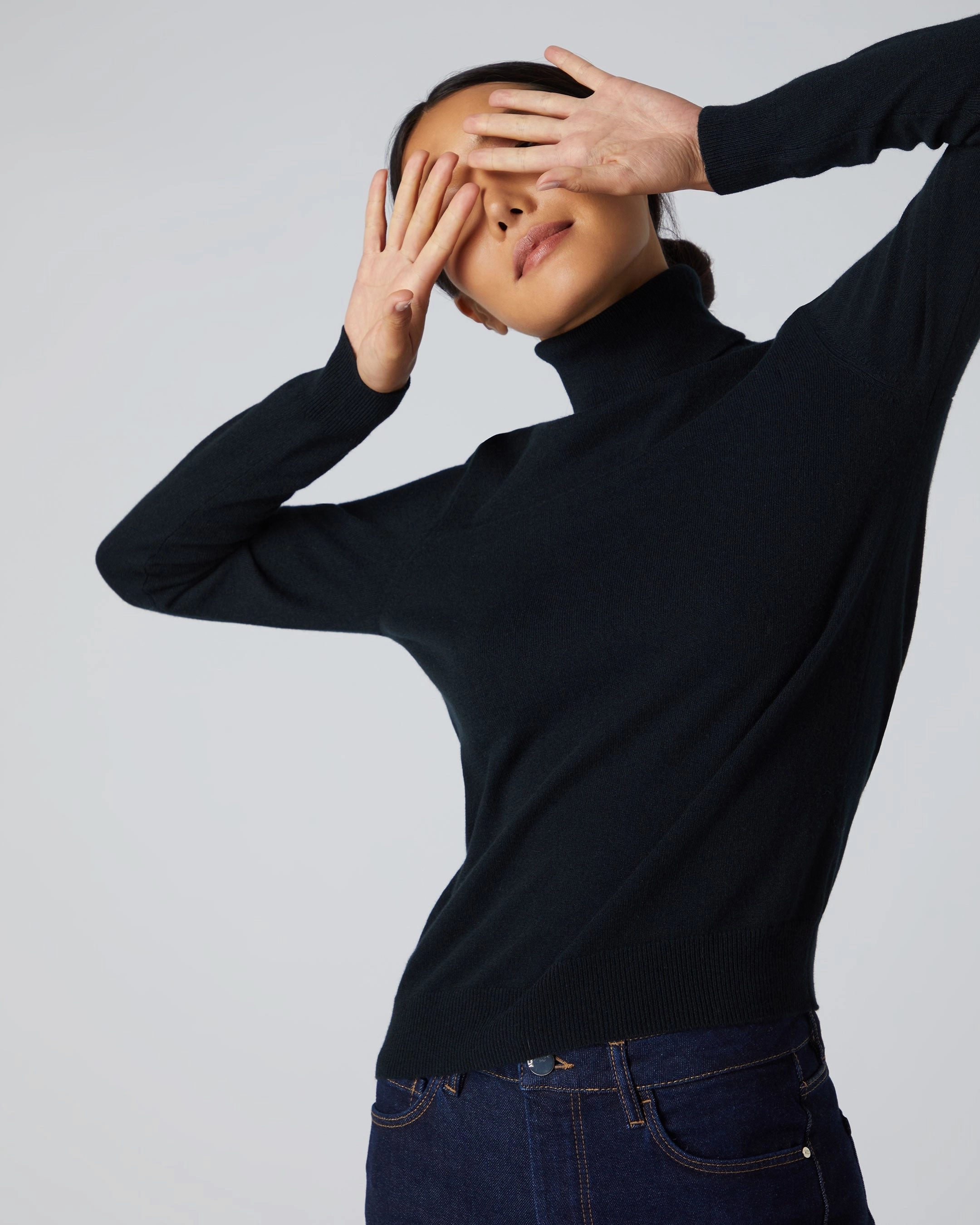 Online Deal Frenzy Price Slash Today Women'S Luna Roll Neck Cashmere Jumper Black