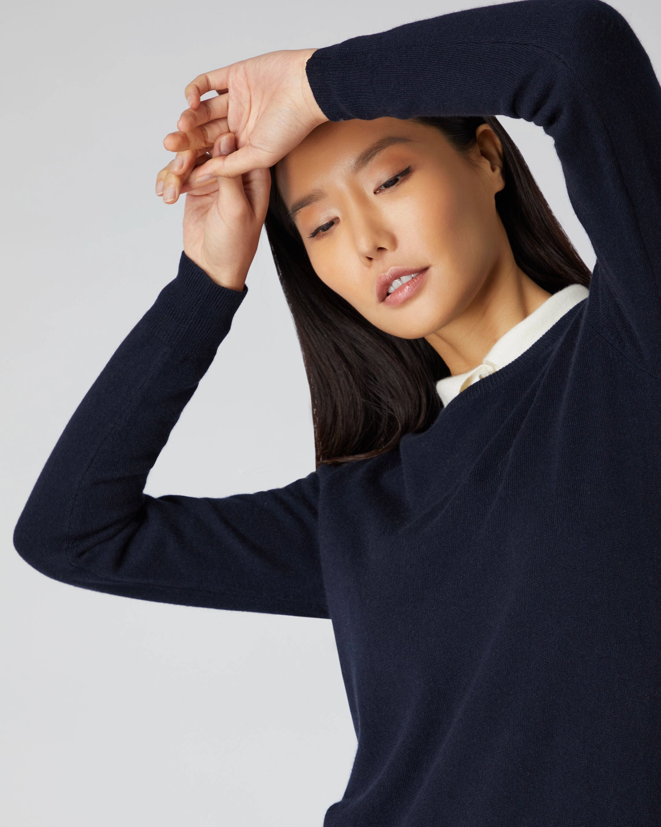 Women'S Evie Classic Round Neck Cashmere Jumper Navy Blue Special Deals Online