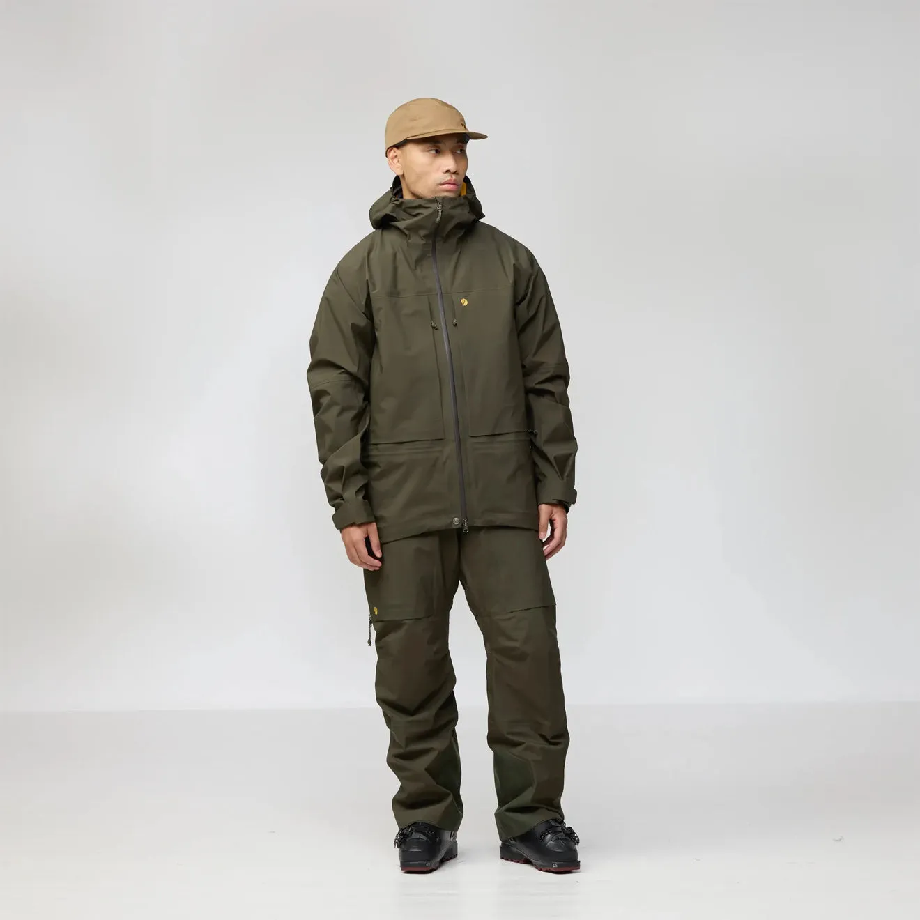 Flash Deal Today Fjallraven Bergtagen Gtx Touring Jacket Deep Forest