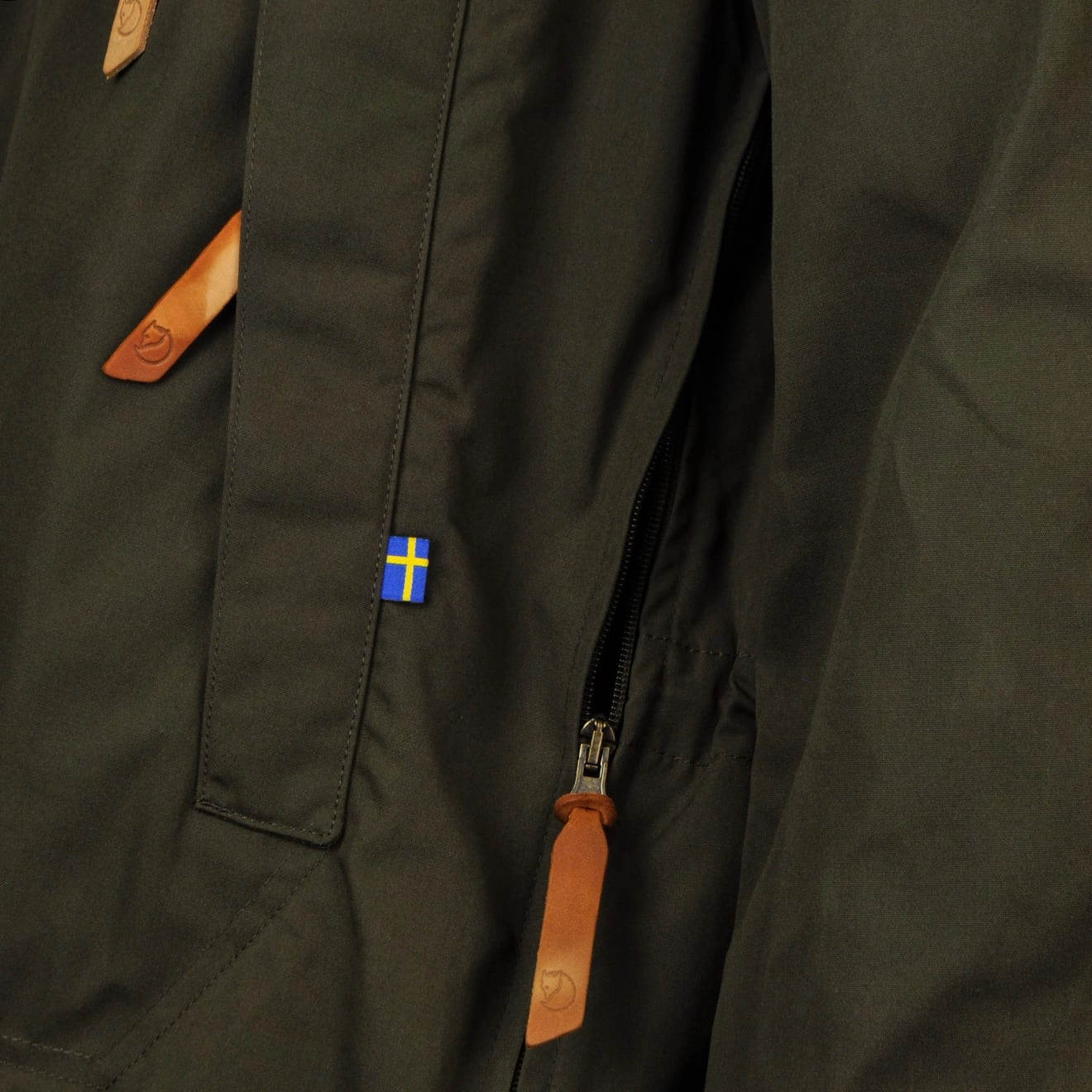 Save Today Only Fjallraven Anorak No. 8 Dark Olive