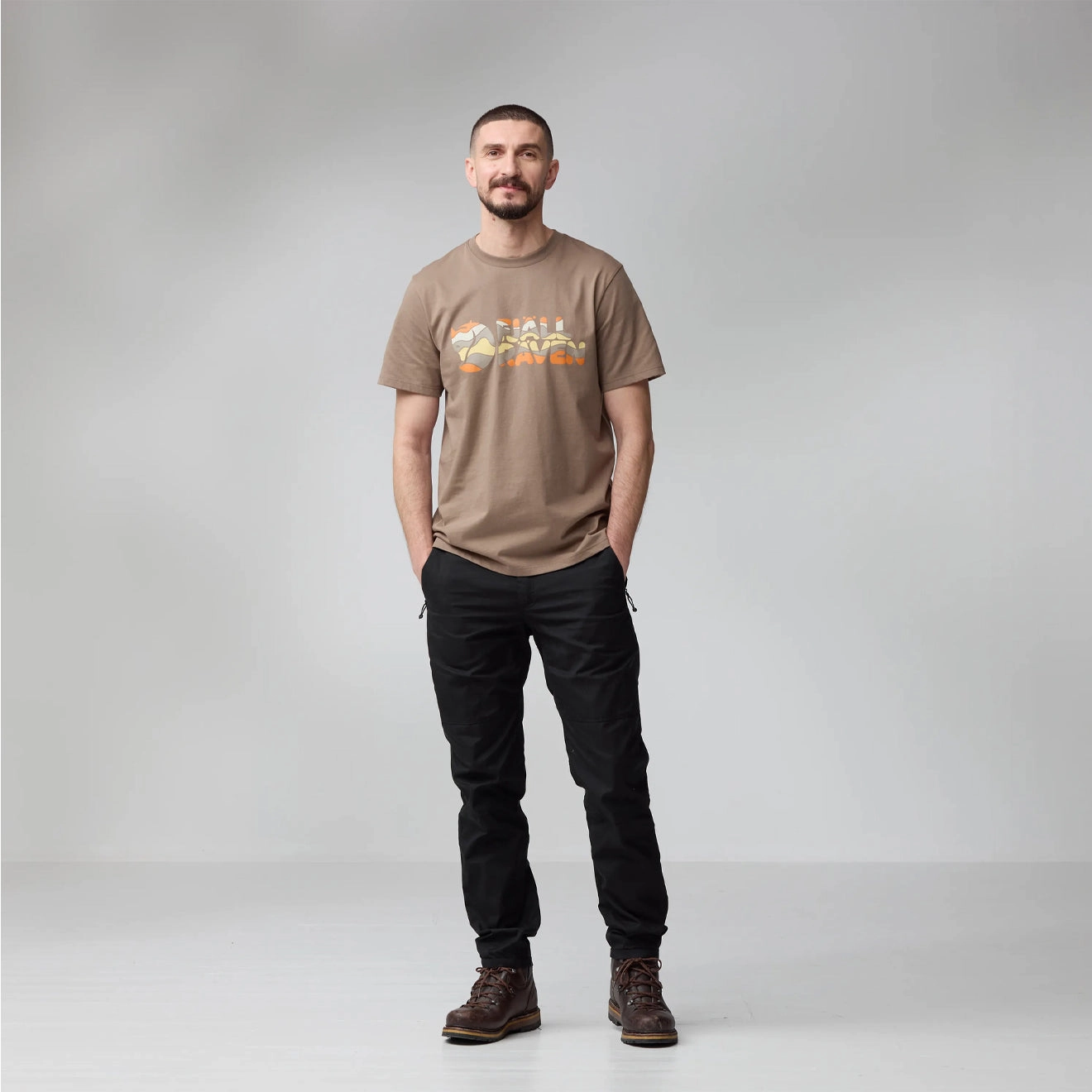 Big Savings Alert MustHave Gift Ideas Fjallraven Multicolor Logo T-Shirt Suede Brown