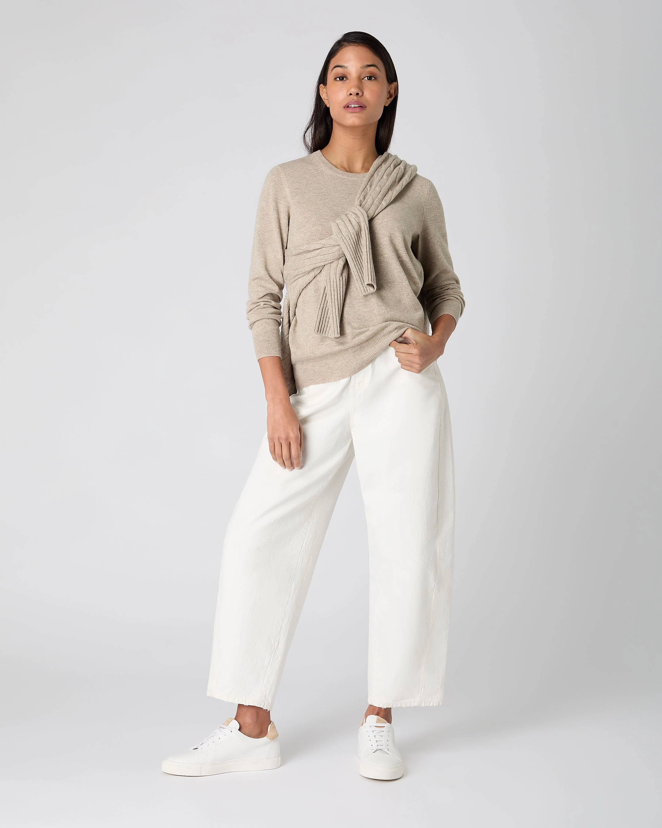 Best Price Online Women'S Evie Classic Round Neck Cashmere Jumper Oatmeal Brown