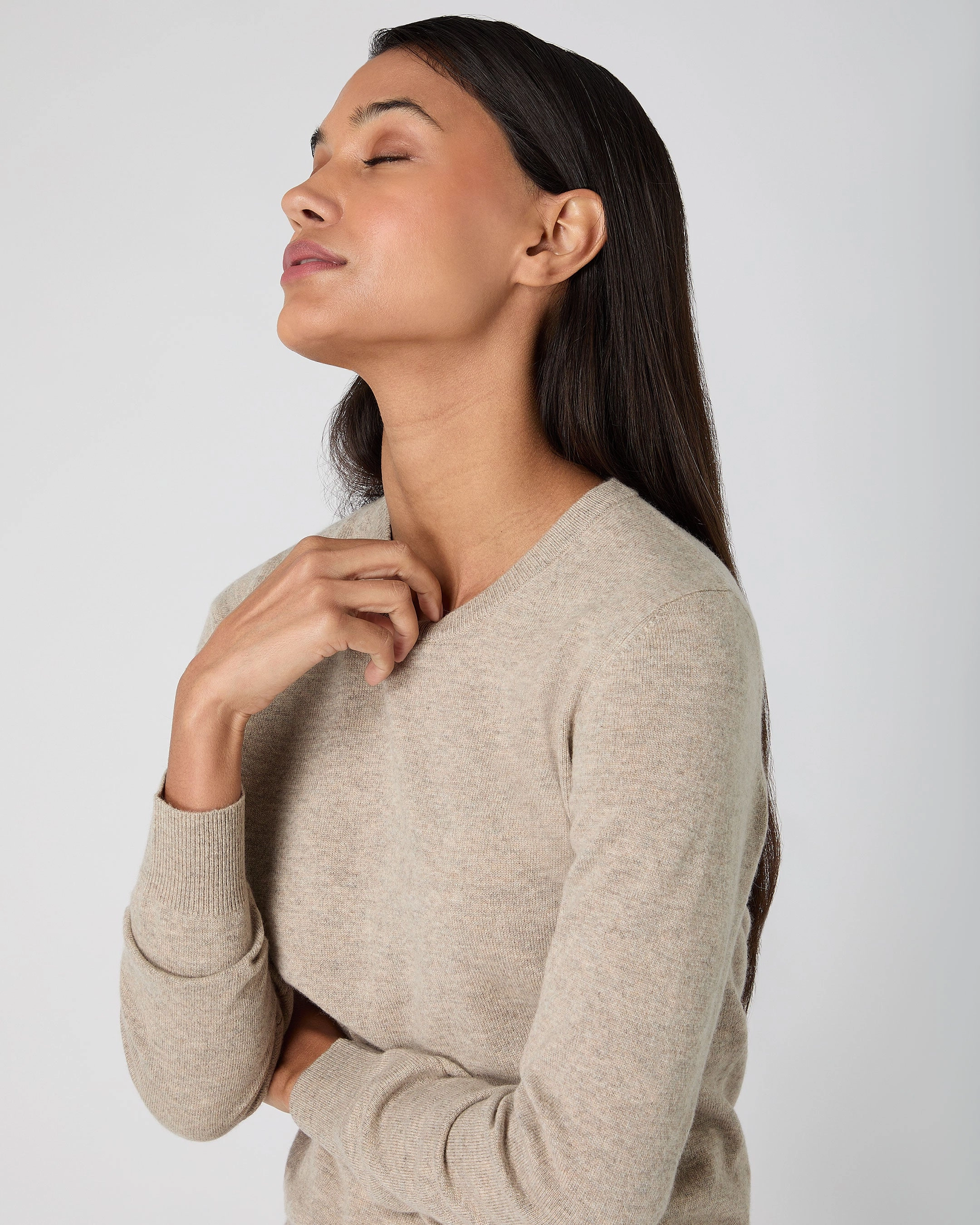 Women'S Evie Classic Round Neck Cashmere Jumper Oatmeal Brown Save More Now
