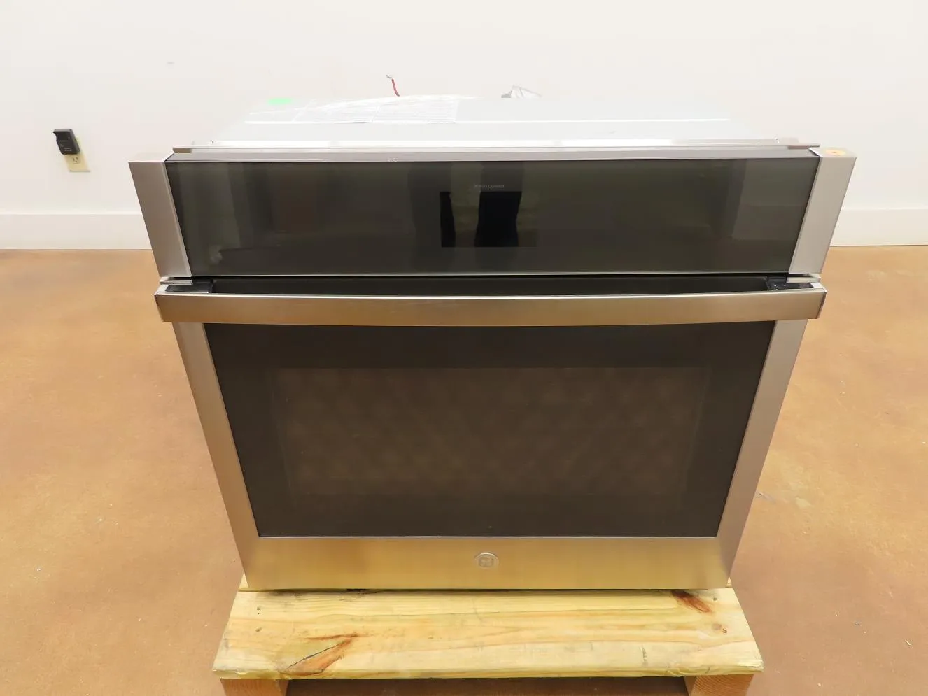 GE 30" 5.0 Cu.Ft. Built-In Single Electric Convection Wall Oven JTS5000SNSS Pics