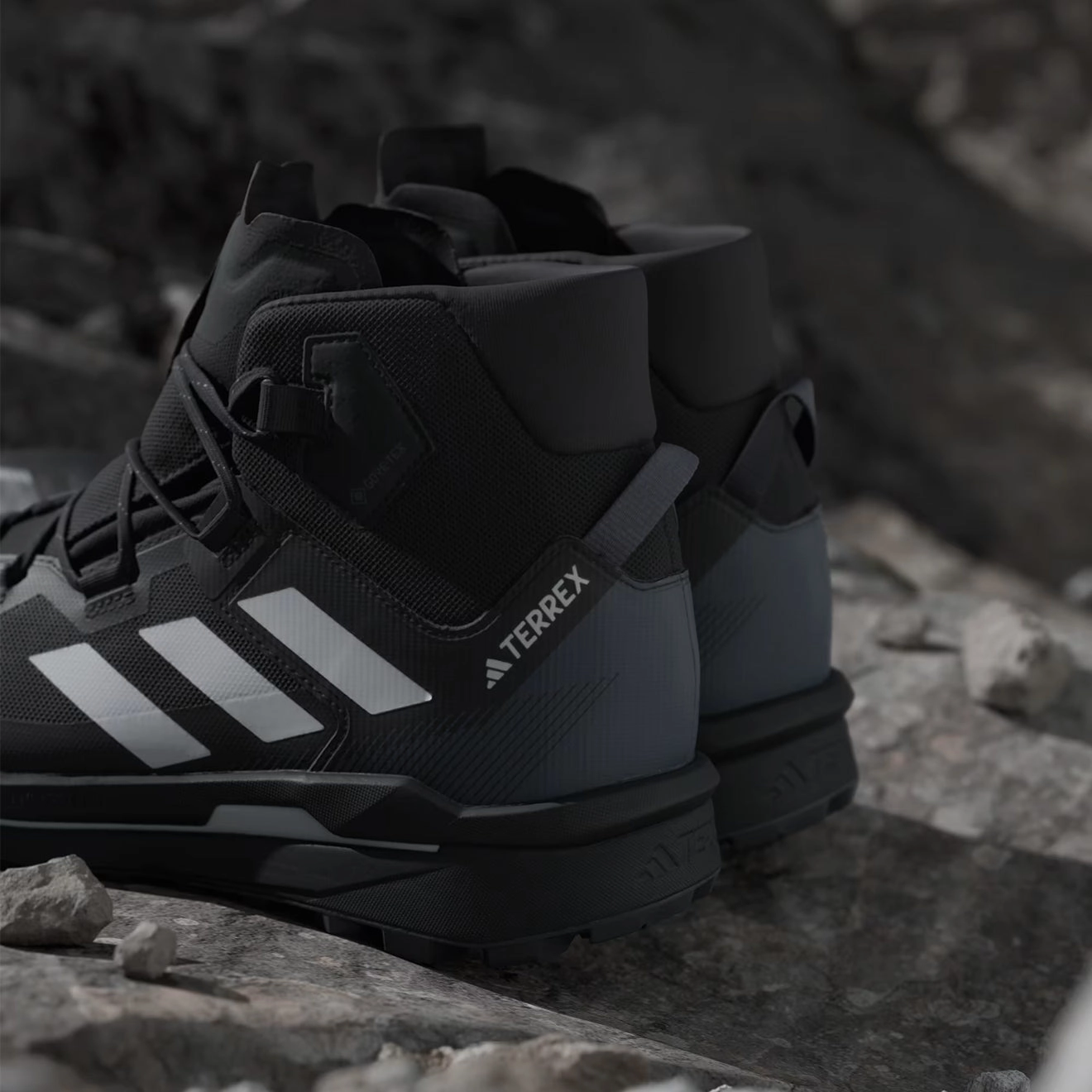 Adidas Terrex Skychaser Tech Gore-Tex Hiking Shoes Core Black / Grey Limited Stock Deals