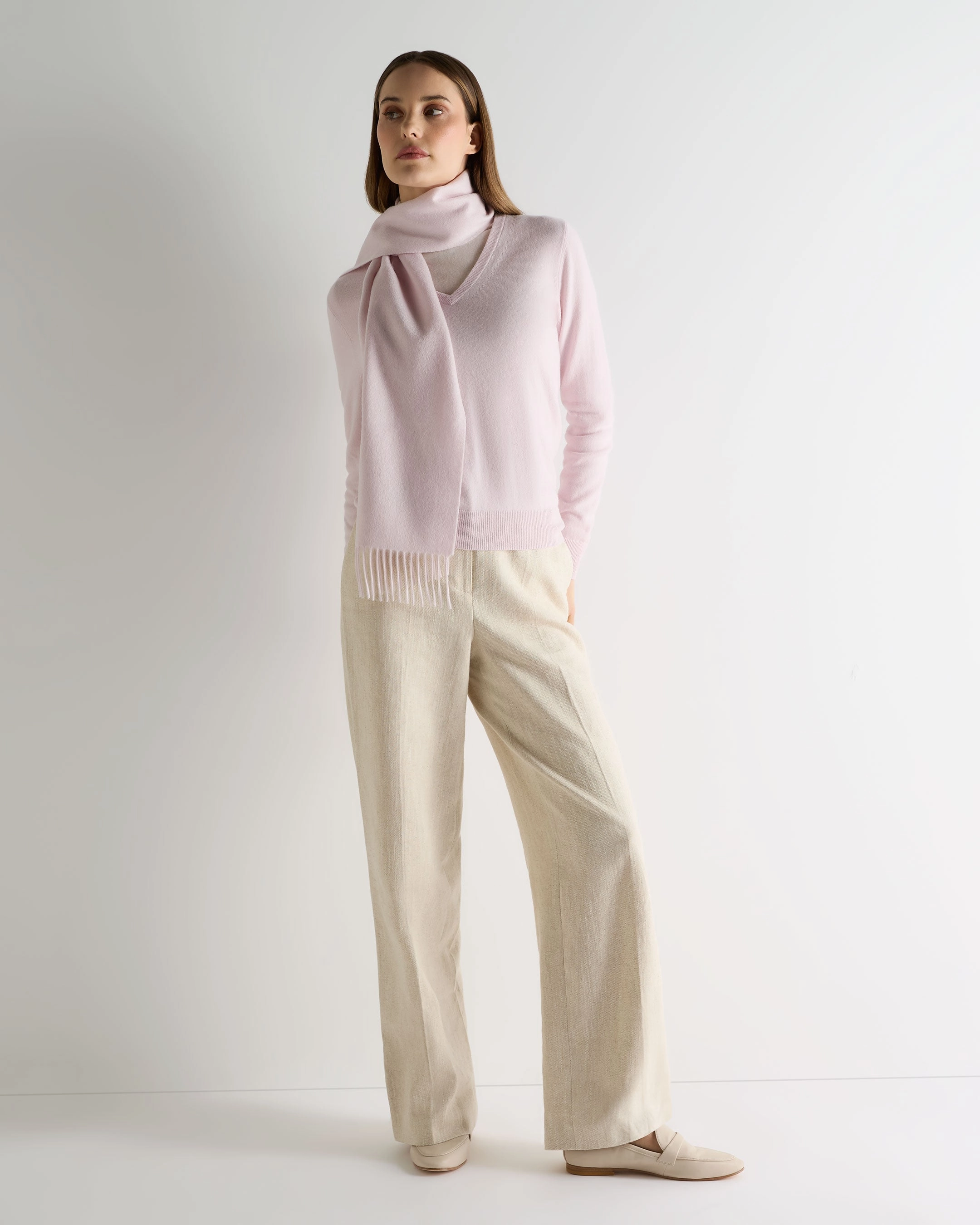 Women'S Phoebe V Neck Cashmere Jumper Chalk Pink Save Today Event
