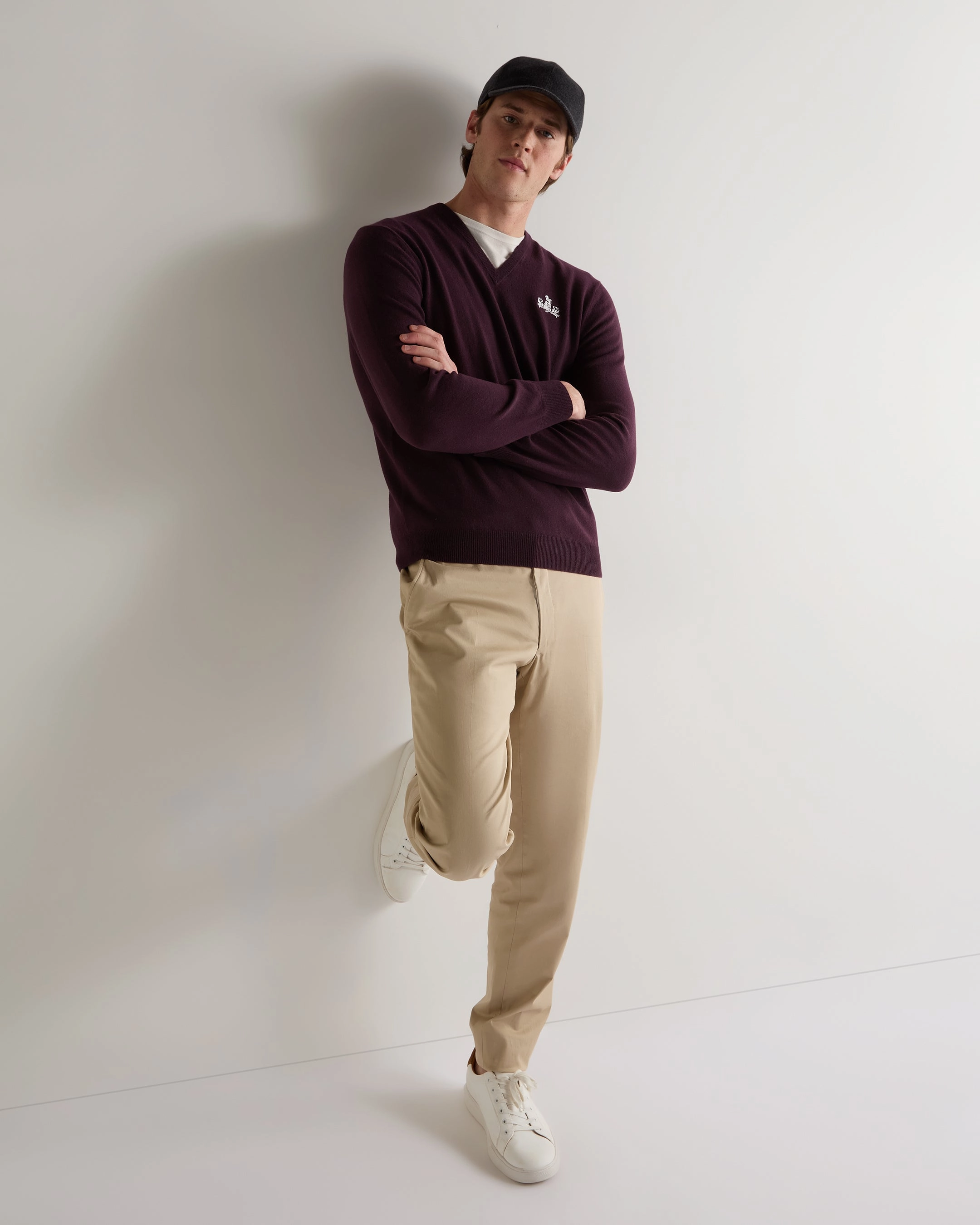 Clearance Event Alert 007 Logo V Neck Cashmere Jumper Plum Purple