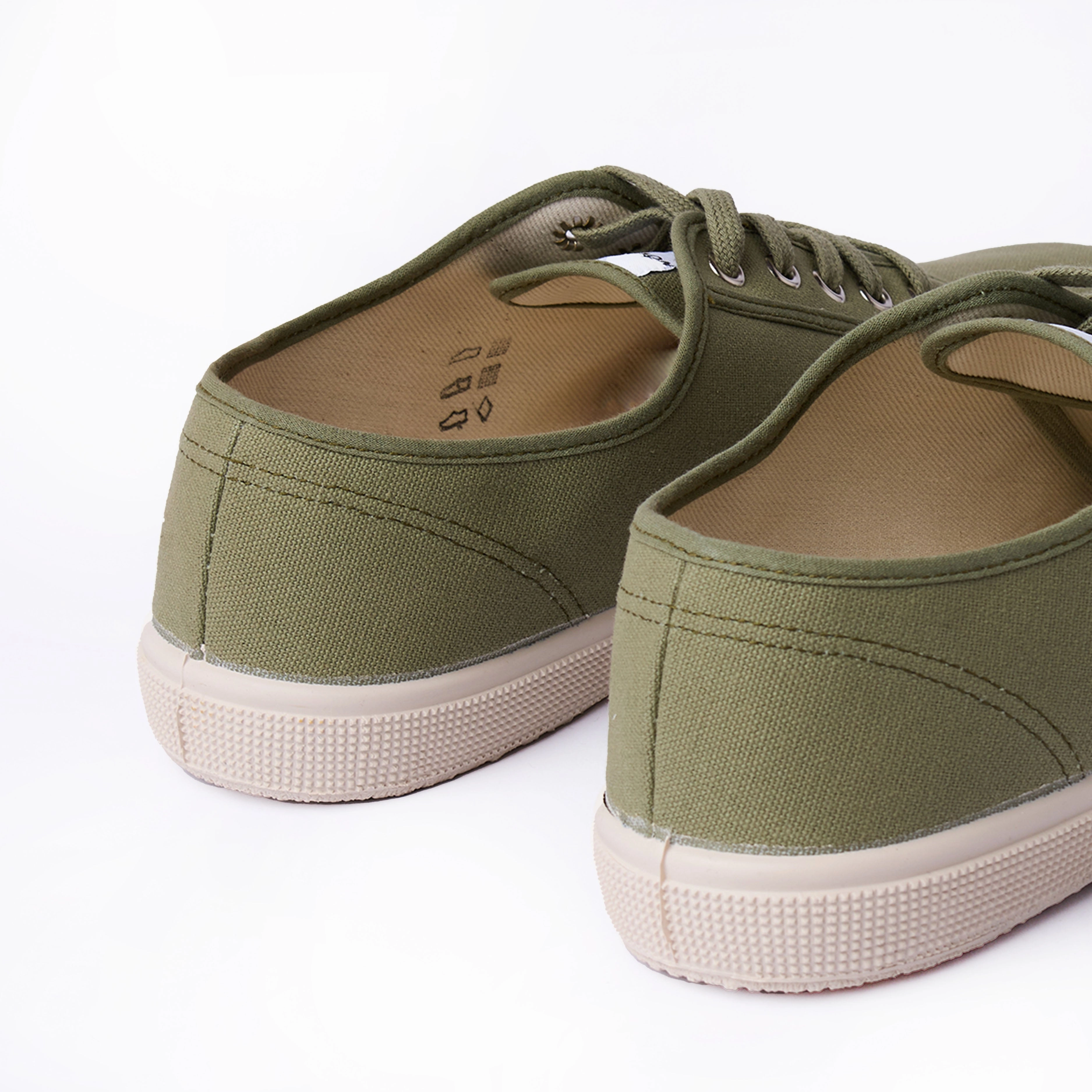 Novesta Ital Trainer Khaki / Ivory Exclusive Holiday Deal