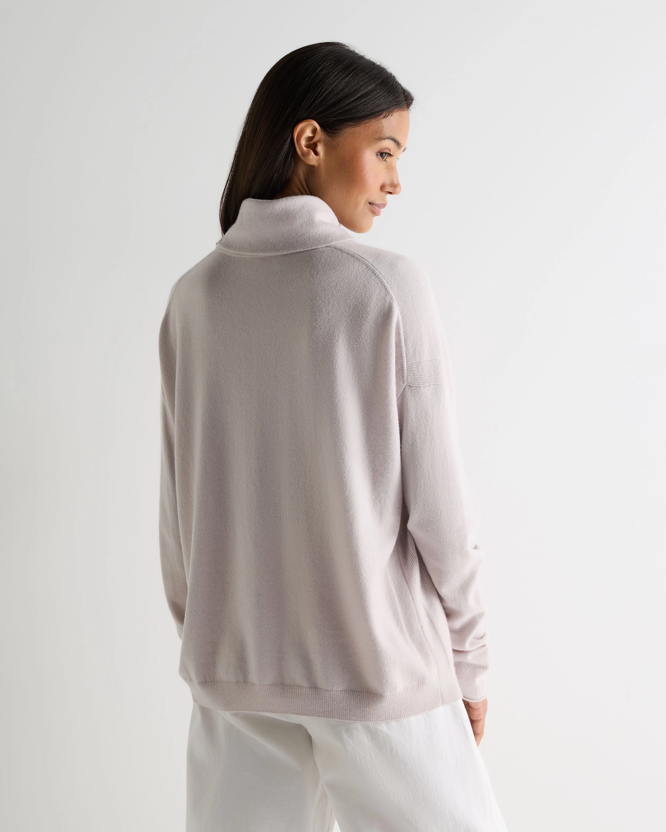 Women'S Victoria Turtle Neck Cashmere Jumper Snow Grey Exclusive Online Deal
