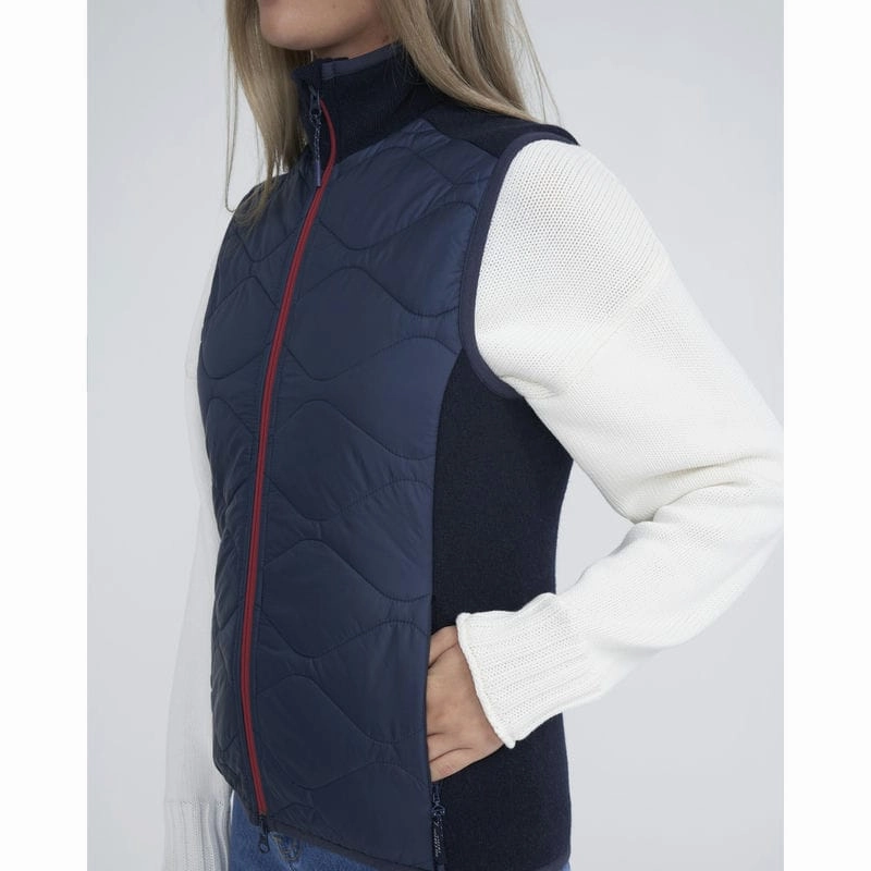 Grab It Now Holebrook Rakel Windproof Ladies Gilet - Navy/Raspberry