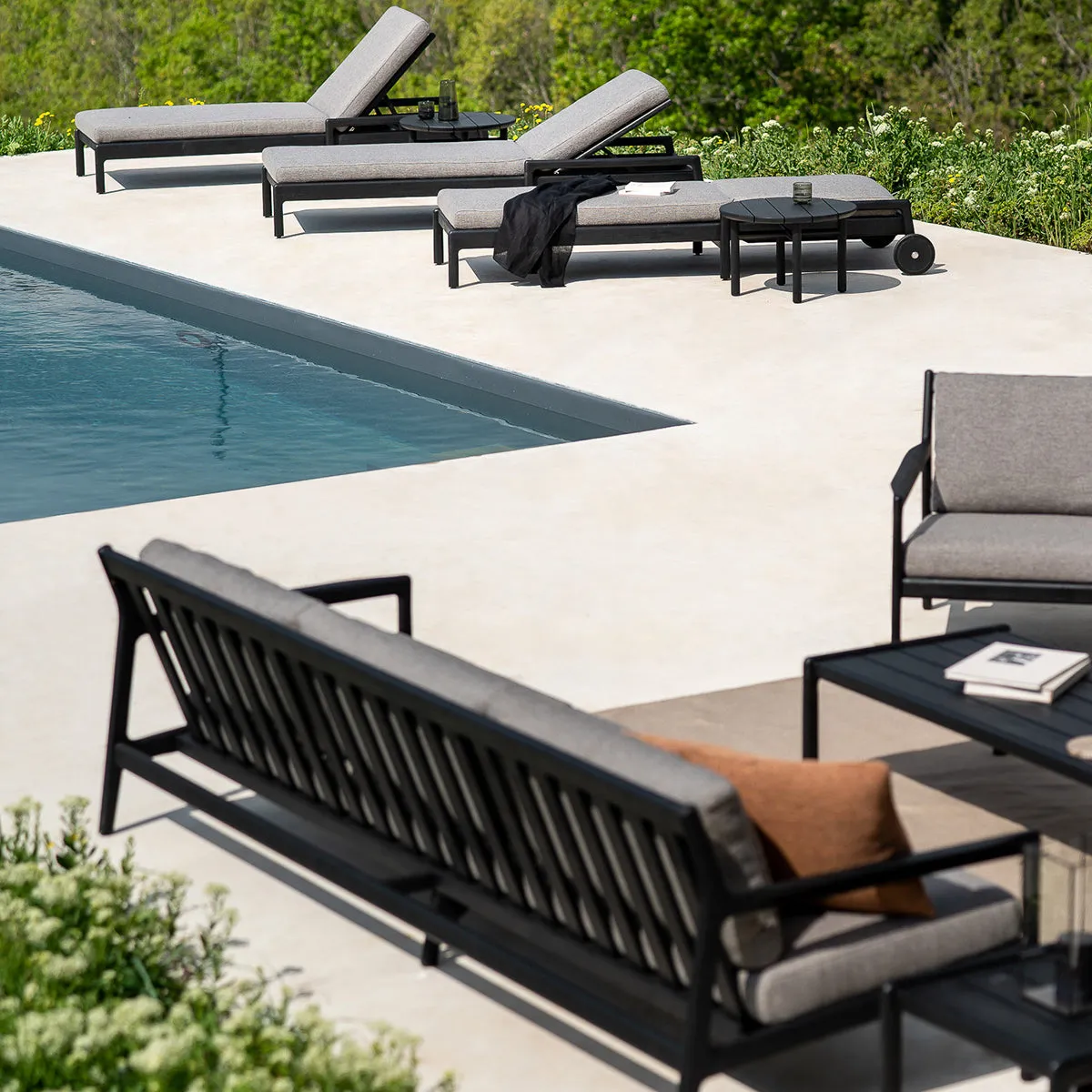 Jack Outdoor Side Table