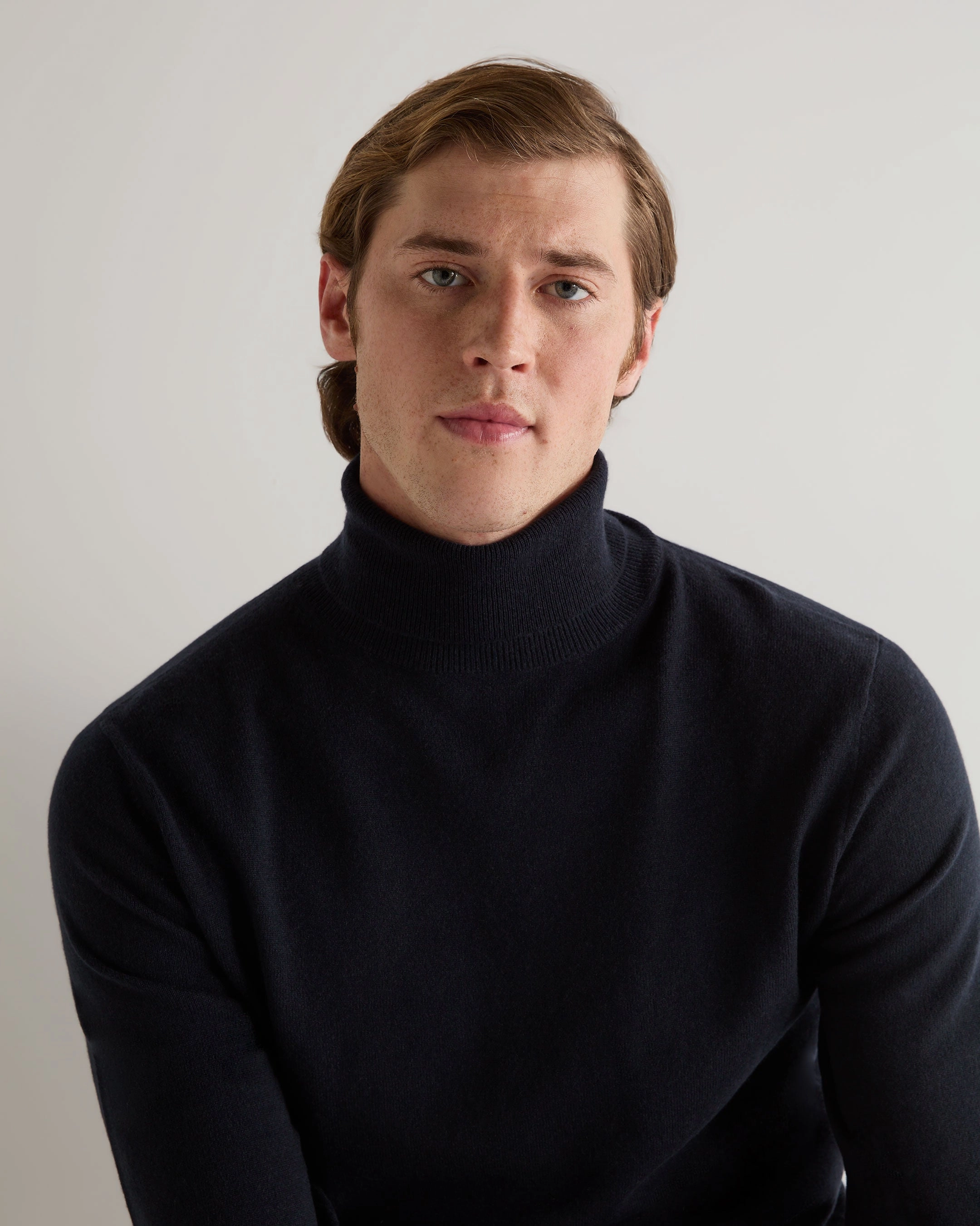 Special Occasion Discount Men'S Trafalgar Roll Neck Cashmere Jumper Navy Blue