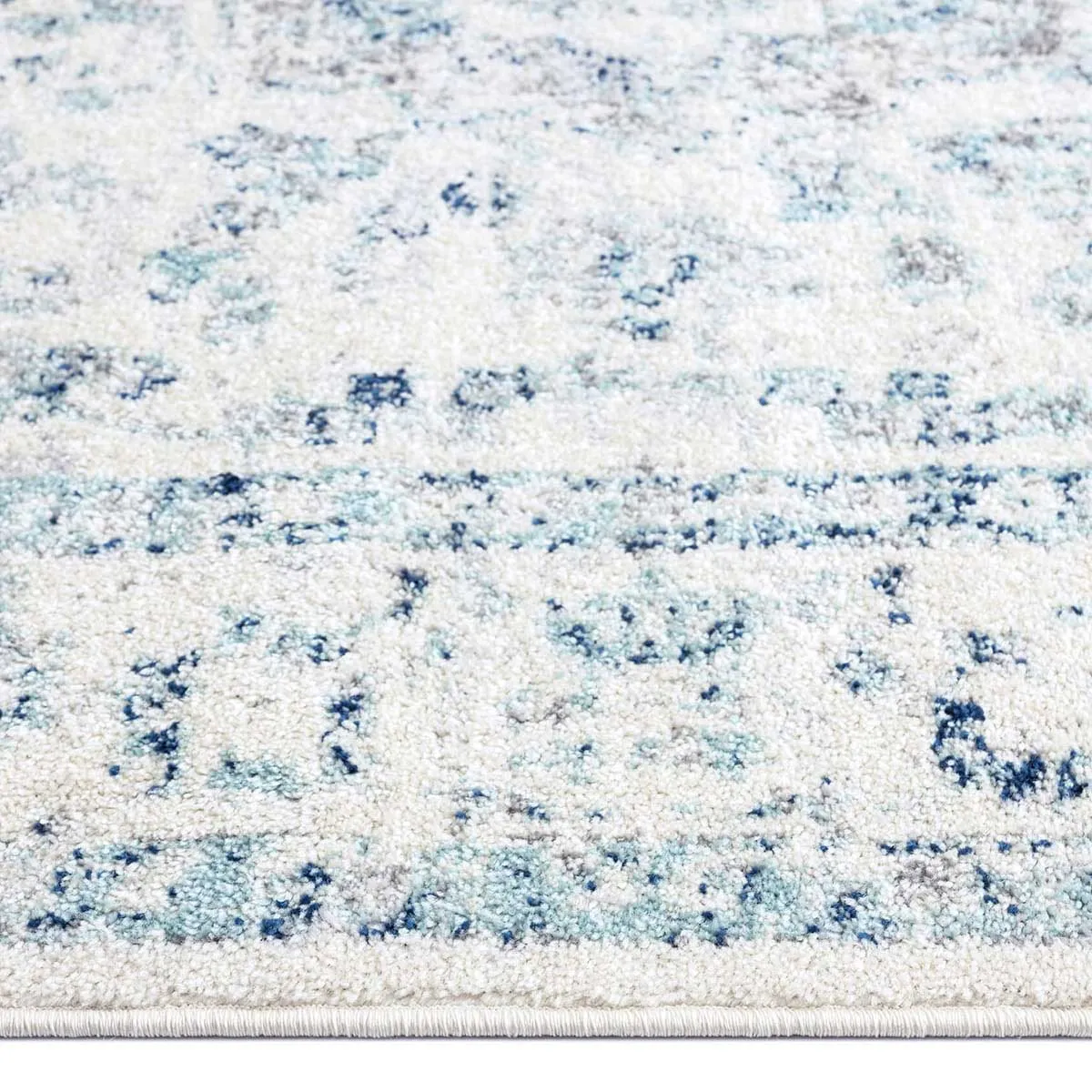Noor Traditional Distressed Rug