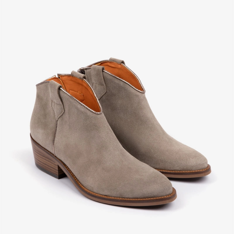 Penelope Chilvers Dolly Ladies Suede Boot - Taupe Shop Save Big