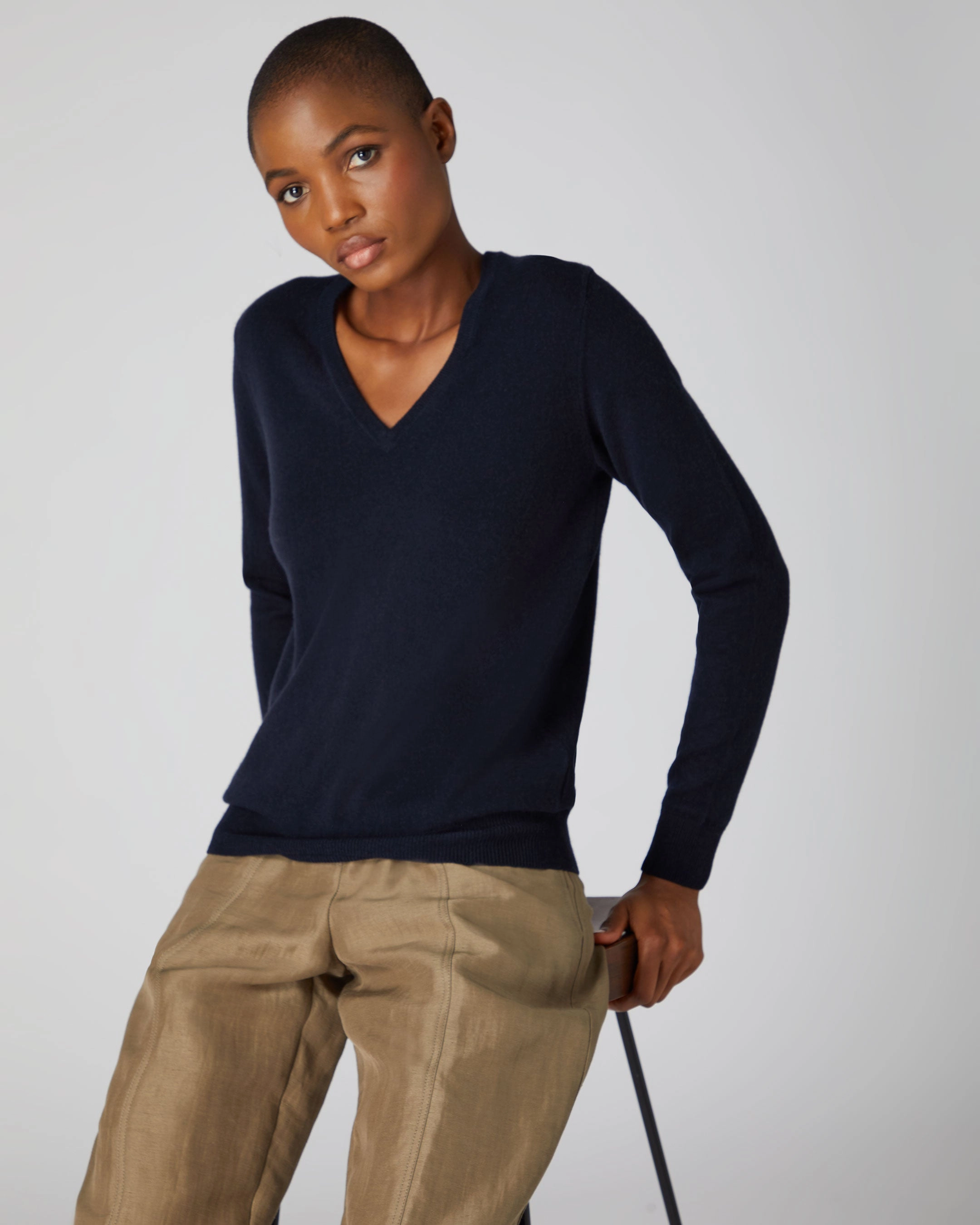 Women'S Phoebe V Neck Cashmere Jumper Navy Blue Trending Now Discount