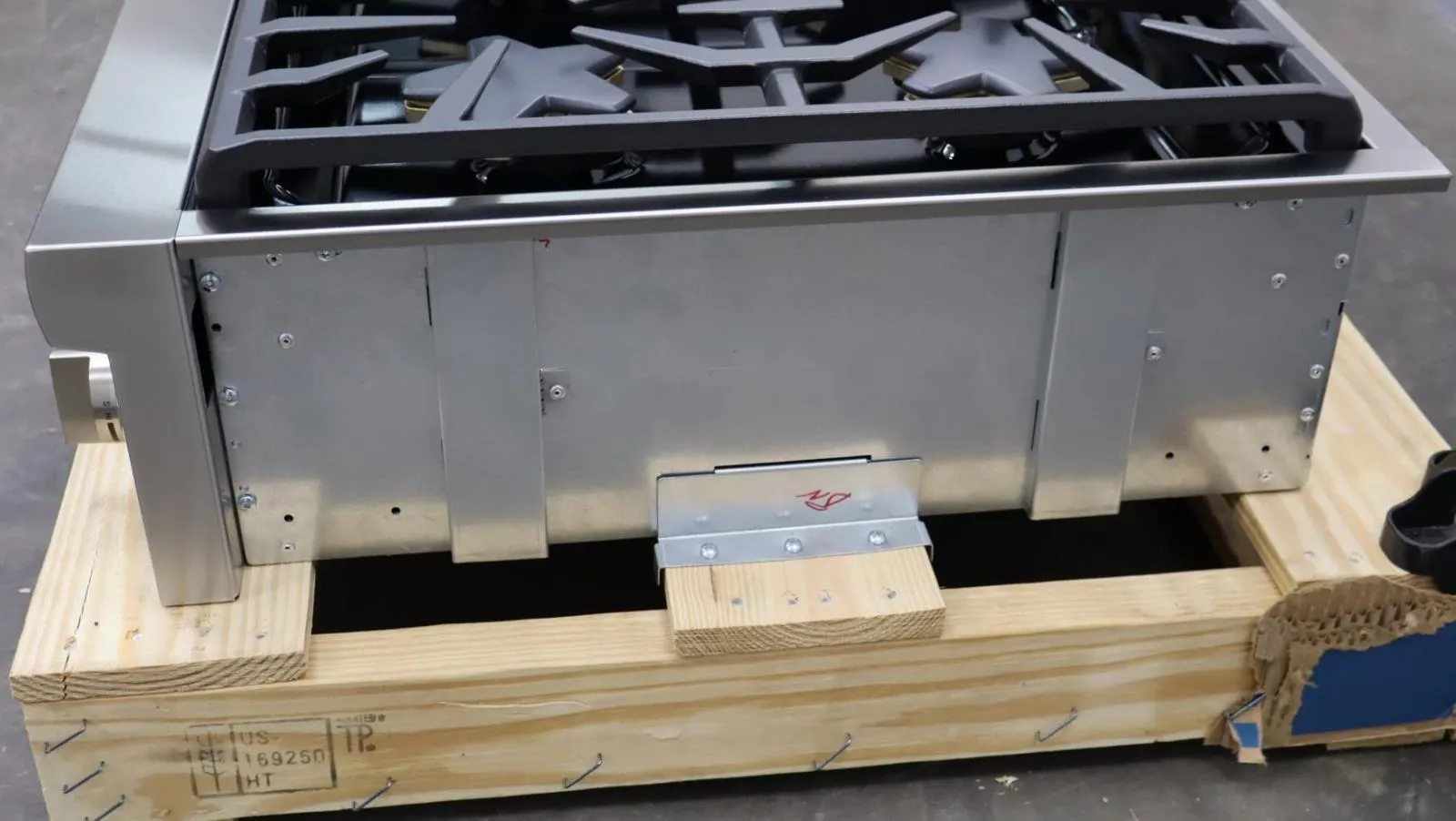 Thermador 36 Inch 6 Sealed Burners Professional Series Gas Rangetop PCG366W