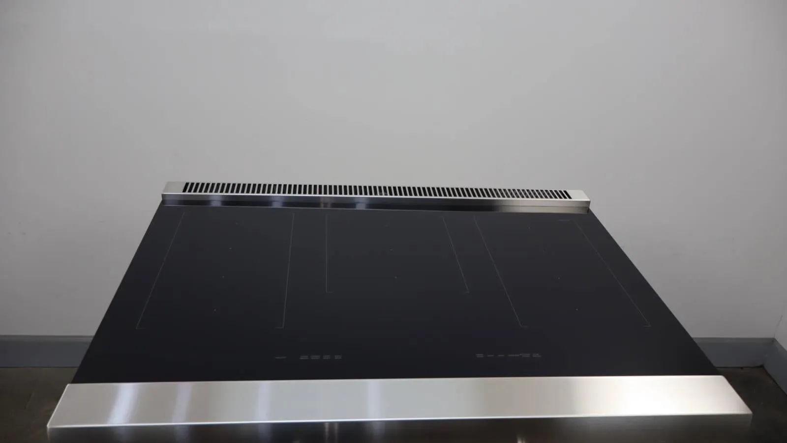 Thermador Pro Harmony 36" Freestanding Sapphire Series Induction Range PRI36LBHU