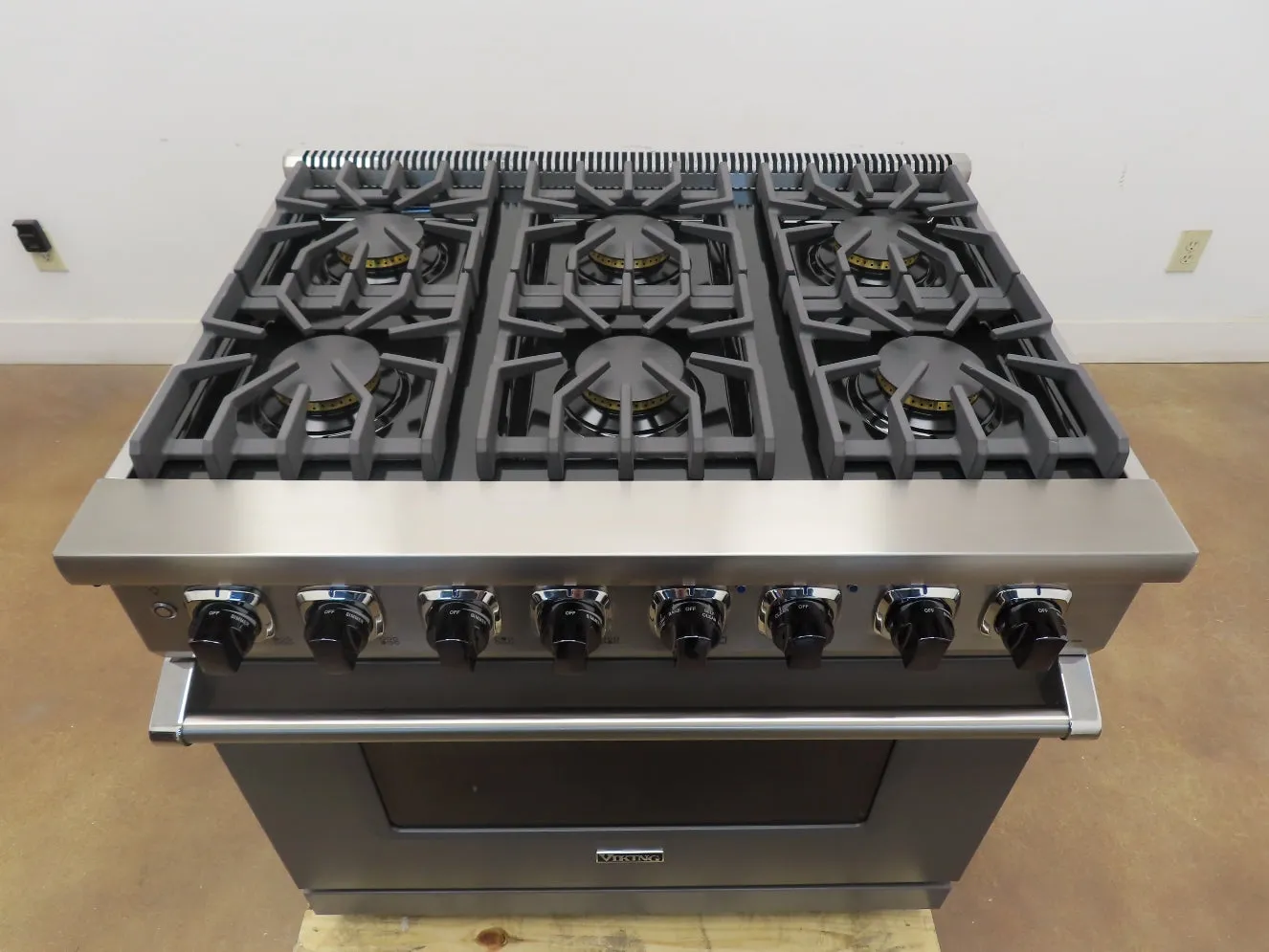 Viking 5 Series VDR5366BDG 36" Damascus Grey Dual Fuel Range 2022 Model