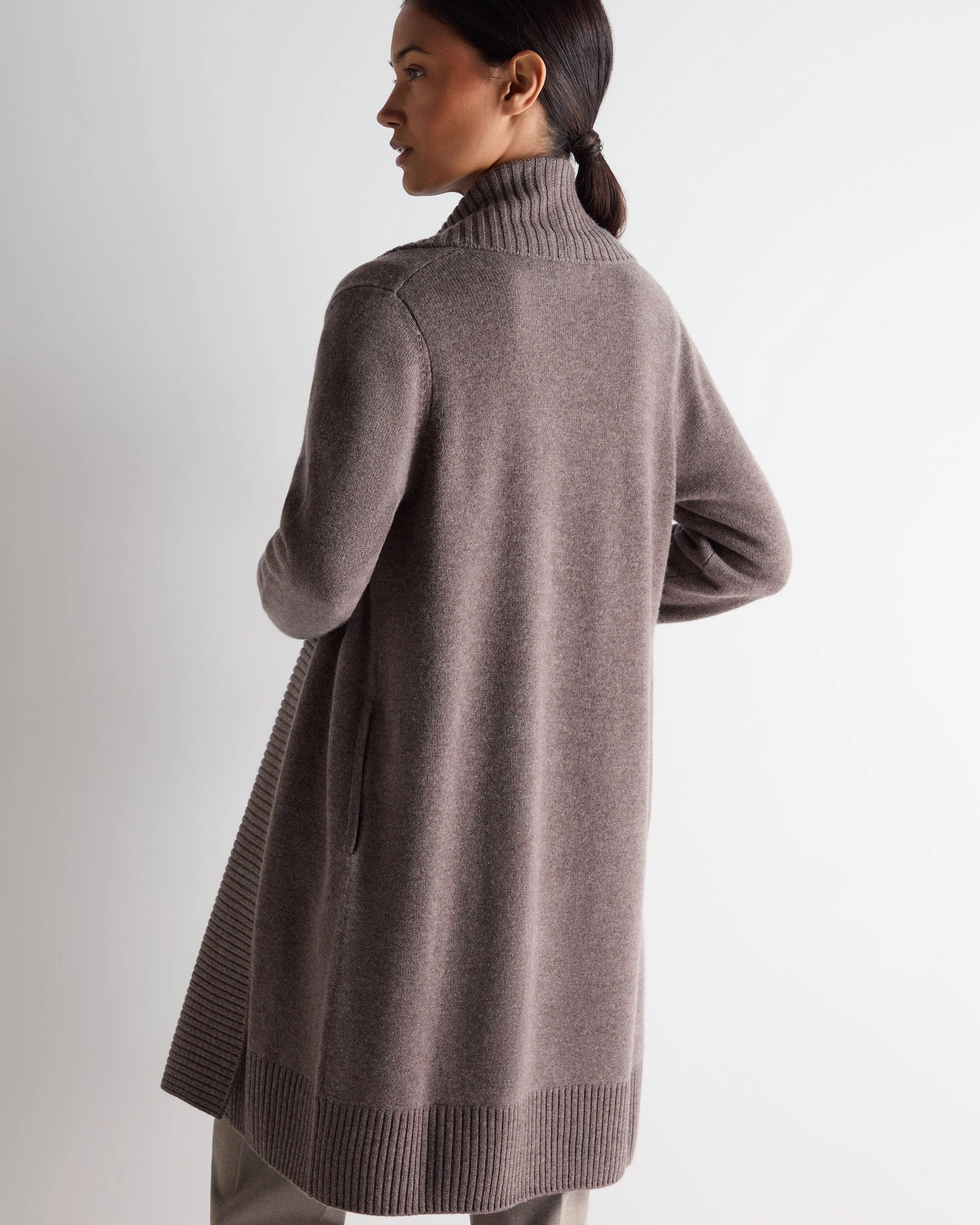 Last Chance Steal Women'S Abbey Cashmere Cardigan Otter Brown
