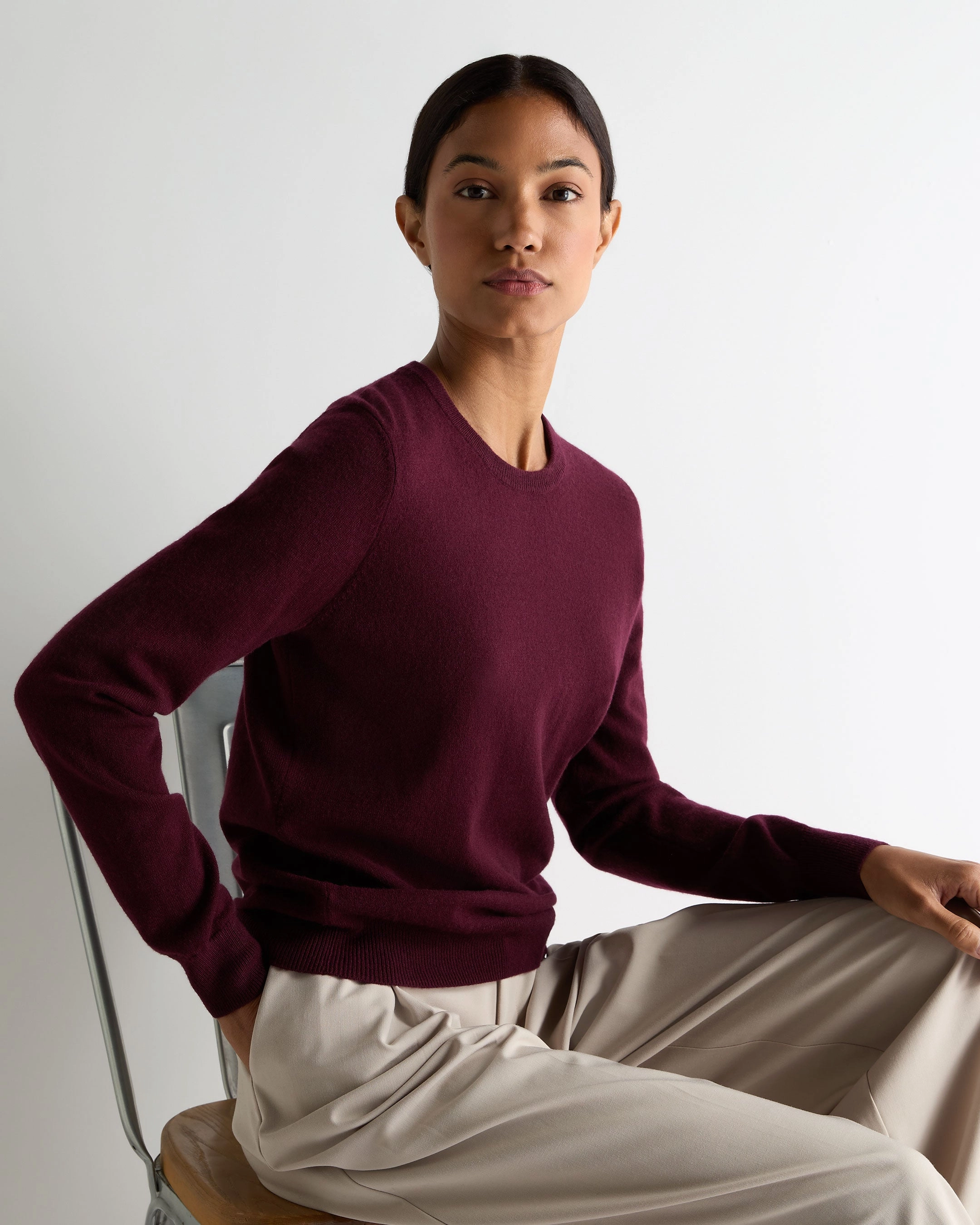 Women'S Evie Classic Round Neck Cashmere Jumper Bordeaux Red Surprise Offer Now Hot Offer Frenzy