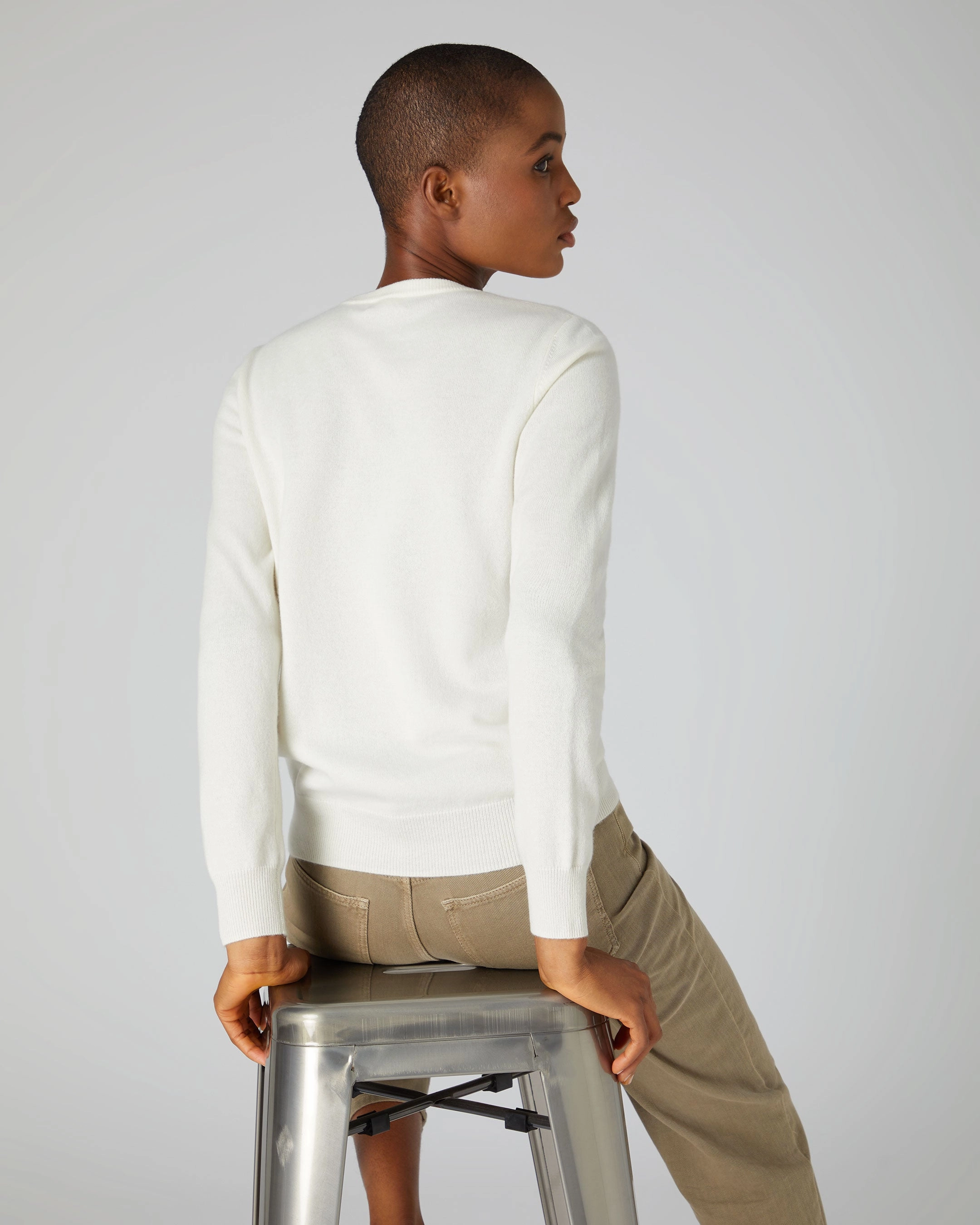 Shop Todays Picks Women'S Evie Classic Round Neck Cashmere Jumper New Ivory White