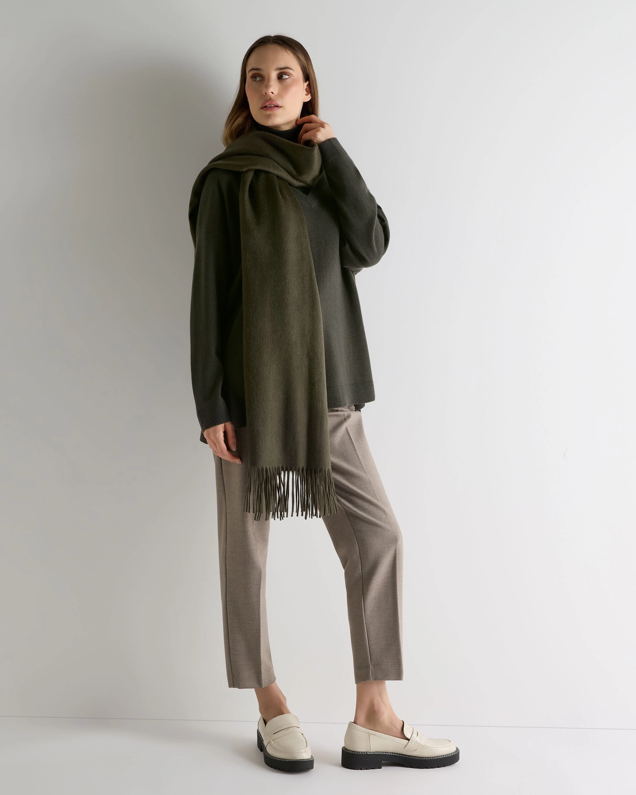 Big Sale Today Women'S Longline V Neck Cashmere Jumper Arabica Khaki Green