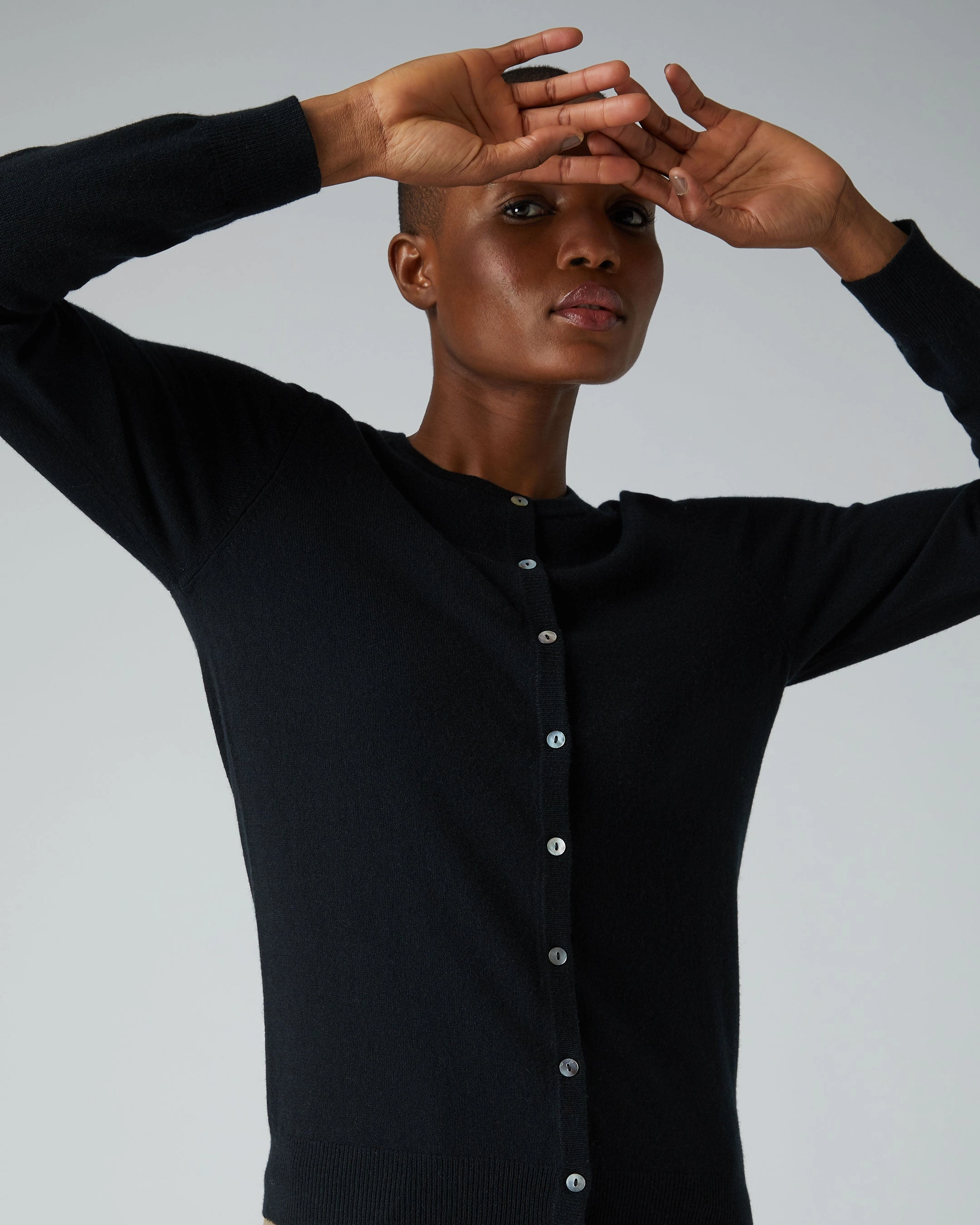 Grab Todays Deal Surprise Offer Now Women'S Olivia Round Neck Cashmere Cardigan Black