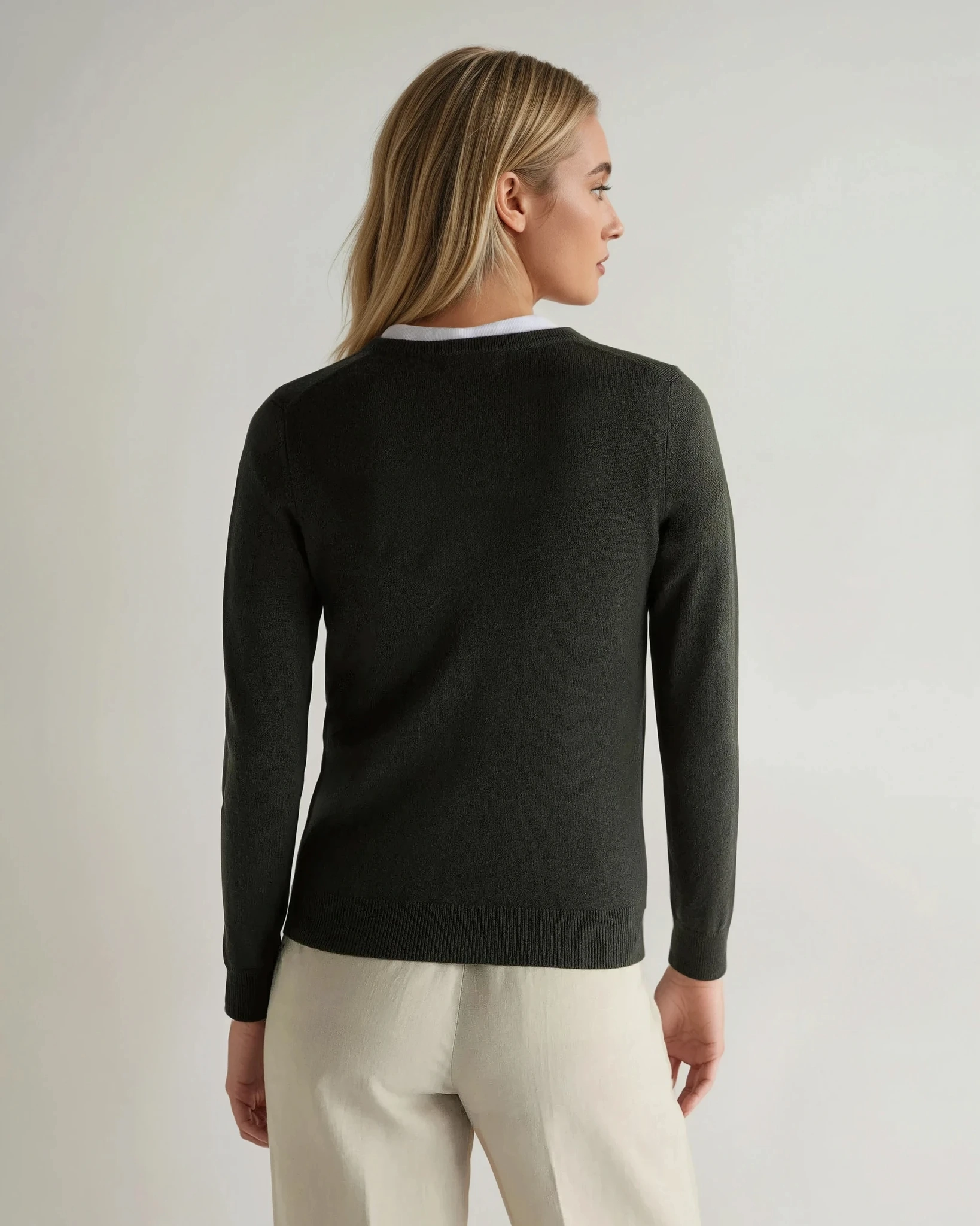 Clearance Savings Now Online Exclusive Steal Women'S Phoebe V Neck Cashmere Jumper Arabica Khaki Green